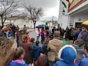 Imagen de la concentración, a las puertas del Ayuntamiento.