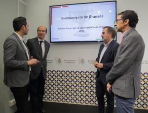 Presentación de las novedades de la app 'Granada Mejora'.