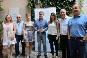 El delegado y la coordinadora del IAJ, en la presentación de las actividades.