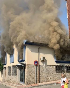 Imagen del incendio en el inmueble. 