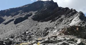 Vista del Mulhacén desde el collado de Siete Lagunas. 