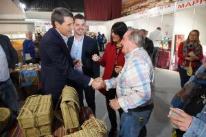 Pedro Fernández, en su visita a ExpoAlpujarra.