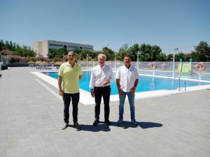 Visita a la piscina municipal.