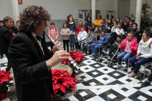 Concierto durante la presentación de las actividades.