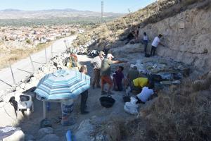 Trabajos en el yacimiento Baza 1.