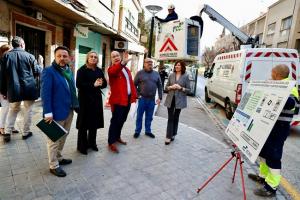 Visita de la alcaldesa a la zona de los trabajos.