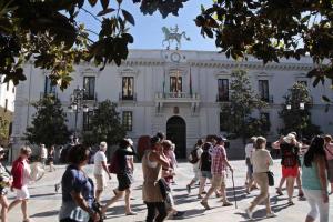 Granada, uno de los ayuntamiento beneficiados.