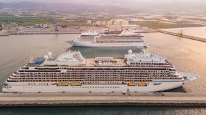 Cruceros de lujo de la compañía naviera Regent Seven Seas Cruises.