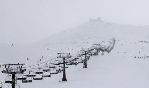 Aspecto de las pistas en la zona de Borreguiles, este martes.