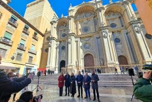 Presentación, en la Plaza de las Pasiegas, de la presentación de Granada en Fitur.