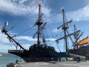 El Galeón Andalucía, atracado en el Puerto de Motril hasta el domingo.