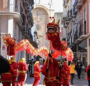 El Pasacalles del Dragón comenzará a las 12 en la calle Paz y recorrerá el centro. 