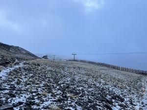 Nieve en la zona alta de Sierra Nevada este martes.