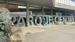 Entrada al Parque de las Ciencias. 