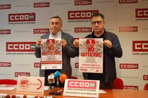 Los líderes provinciales de CCOO y UGT exhiben la convocatoria del Primero de Mayo.