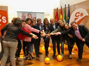 Hervías con los candidatos y candidatas de Cs, en Baza.