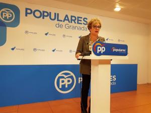 La alcaldesa de Benlúa y diputada provincial, María Angustias Cámara, en una imagen de archivo.