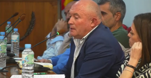 Rafael Azor, en el pleno de Baza de este jueves.