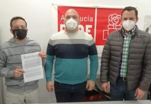 Los socialistas paduleños denuncian que la Junta no atiende las reclamaciones del municipio.