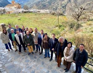 Diputados y alcaldes socialistas del Barranco de Poqueira.