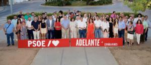 Foto de la candidatura socialista en el arranque de la campaña. 