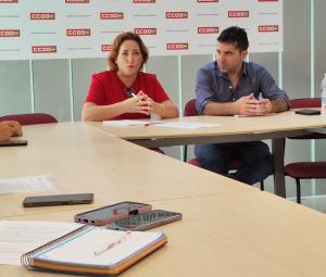 Mari Carmen Pérez y Daniel Mesa (CCOO) en una imagen de archivo.