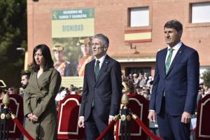 El ministro, junto al delegado del Gobierno en Andalucía, en un acto reciente en Baeza.