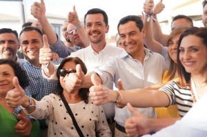 Membrilla, entre Moreno y Rodríguez, en la campaña de las pasadas municipales en Armilla.